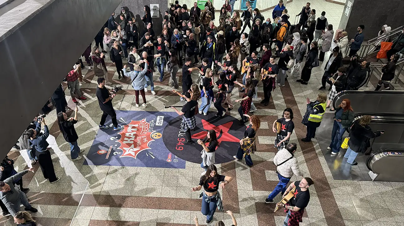 Το "Κάτι Παίζει" ξαναχτύπησε στον ΡΥΘΜΟ 94.9..!