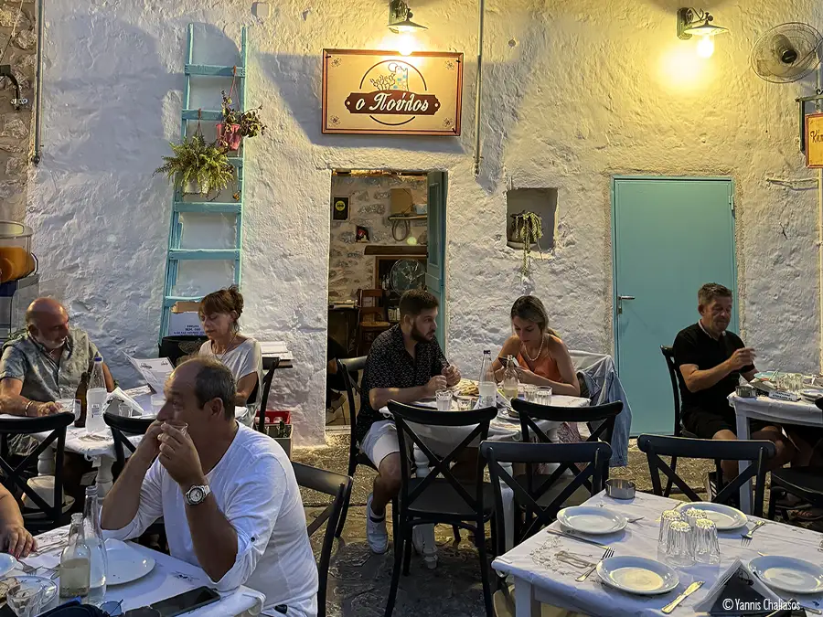 Η μαγική ατμόσφαιρα της Αρεόπολης Μάνη: Ένας σαγηνευτικός προορισμός γεμάτος ιστορία και και άγρια ομορφιά